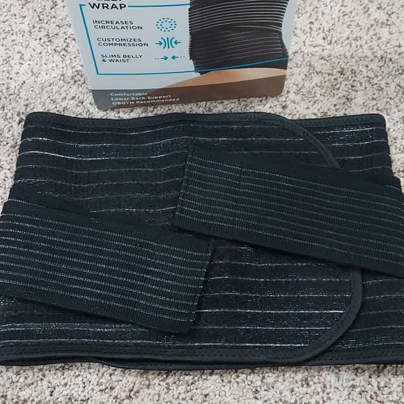 UpSpring SHRINKXbelly postpartum belly wrap (band) - Picture 8 of 9